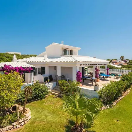 Marisol Villa *
