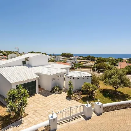 Marisol Villa *